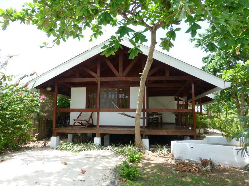 Talima Beach Villas & Dive Resort Cebu Eksteriør bilde