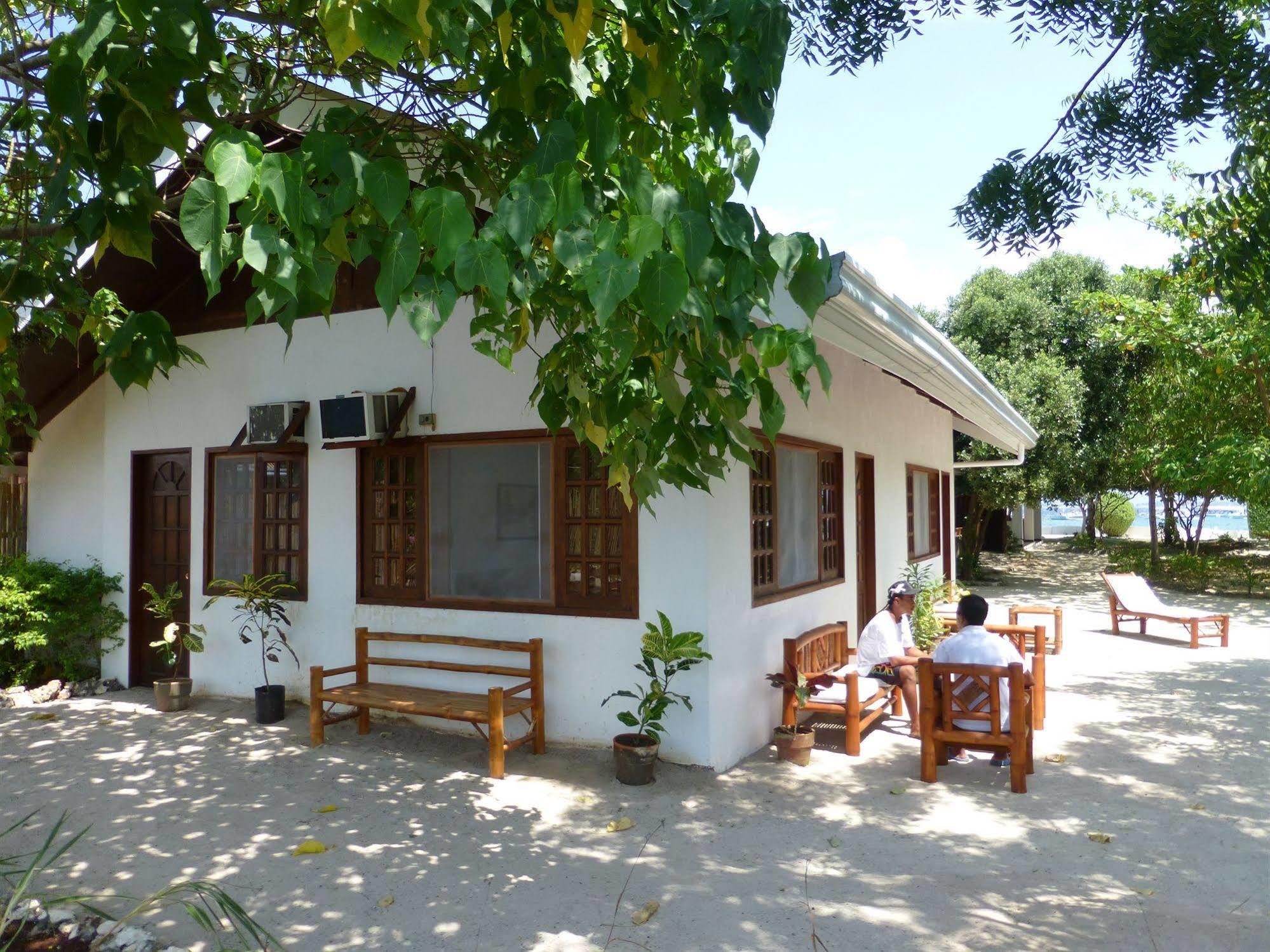 Talima Beach Villas & Dive Resort Cebu Eksteriør bilde